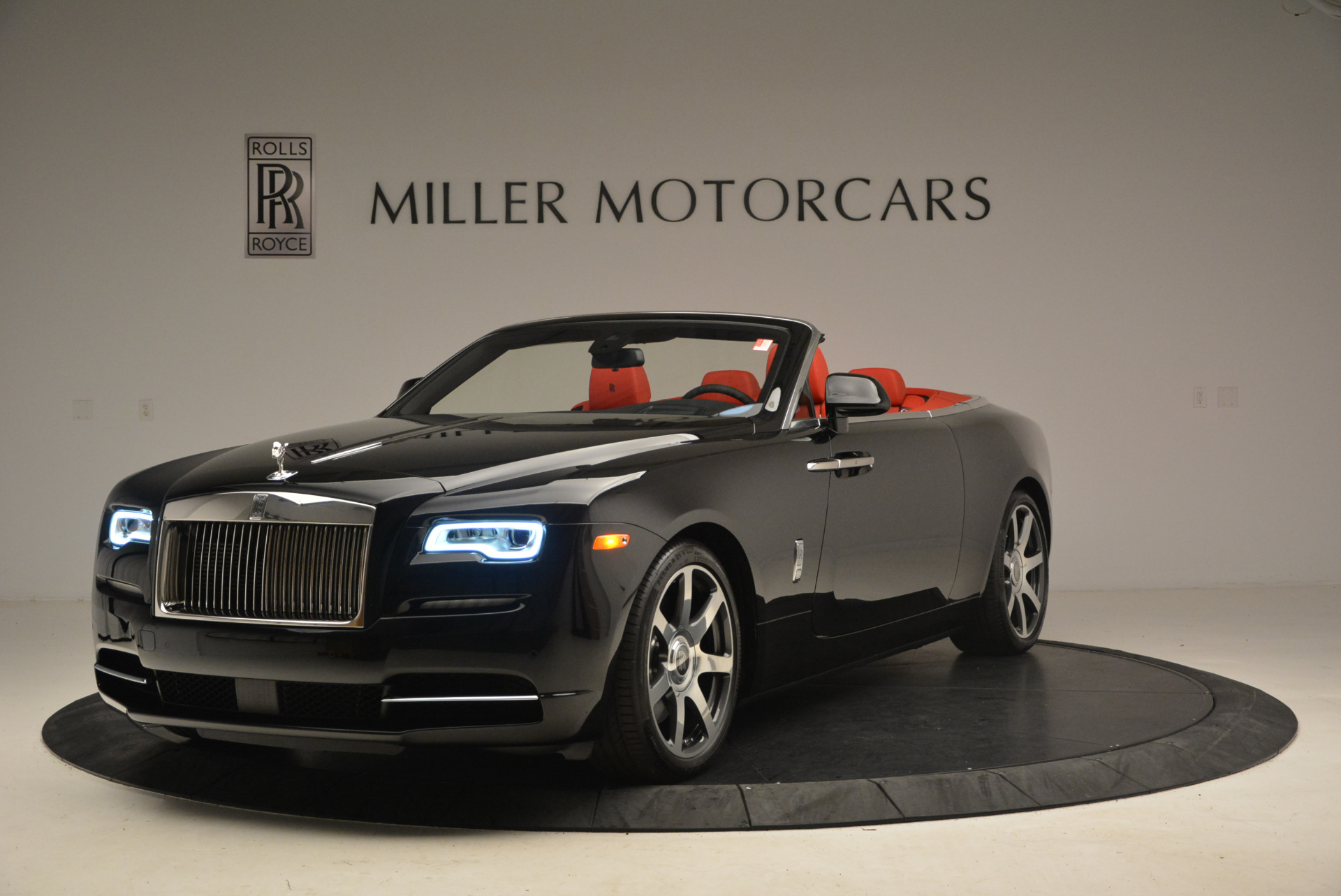 New 2017 Rolls-Royce Dawn for sale Sold at Alfa Romeo of Greenwich in Greenwich CT 06830 1