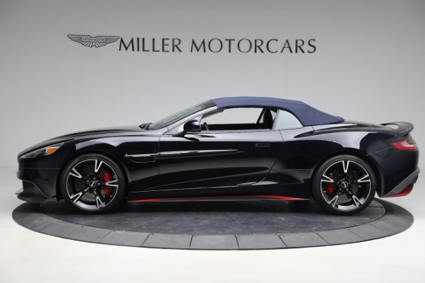 Used 2018 Aston Martin Vanquish S Volante for sale $259,900 at Alfa Romeo of Greenwich in Greenwich CT 06830 14