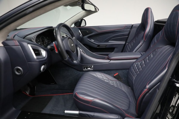 Used 2018 Aston Martin Vanquish S Volante for sale $259,900 at Alfa Romeo of Greenwich in Greenwich CT 06830 20