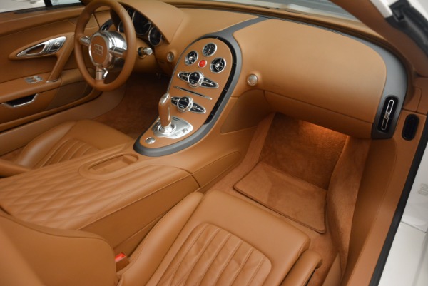 Used 2011 Bugatti Veyron 16.4 Grand Sport for sale Call for price at Alfa Romeo of Greenwich in Greenwich CT 06830 19