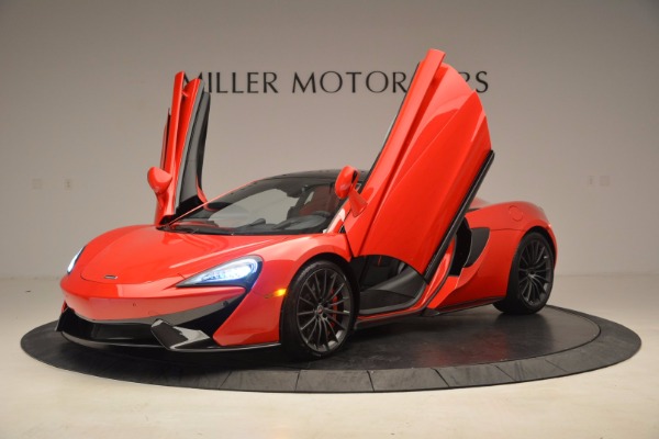 Used 2017 McLaren 570GT for sale Sold at Alfa Romeo of Greenwich in Greenwich CT 06830 13