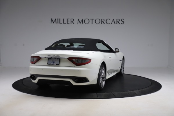 Used 2017 Maserati GranTurismo Convertible Sport for sale Sold at Alfa Romeo of Greenwich in Greenwich CT 06830 18