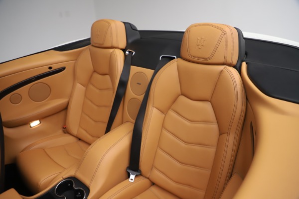 New 2017 Maserati GranTurismo Convertible Sport for sale Sold at Alfa Romeo of Greenwich in Greenwich CT 06830 28