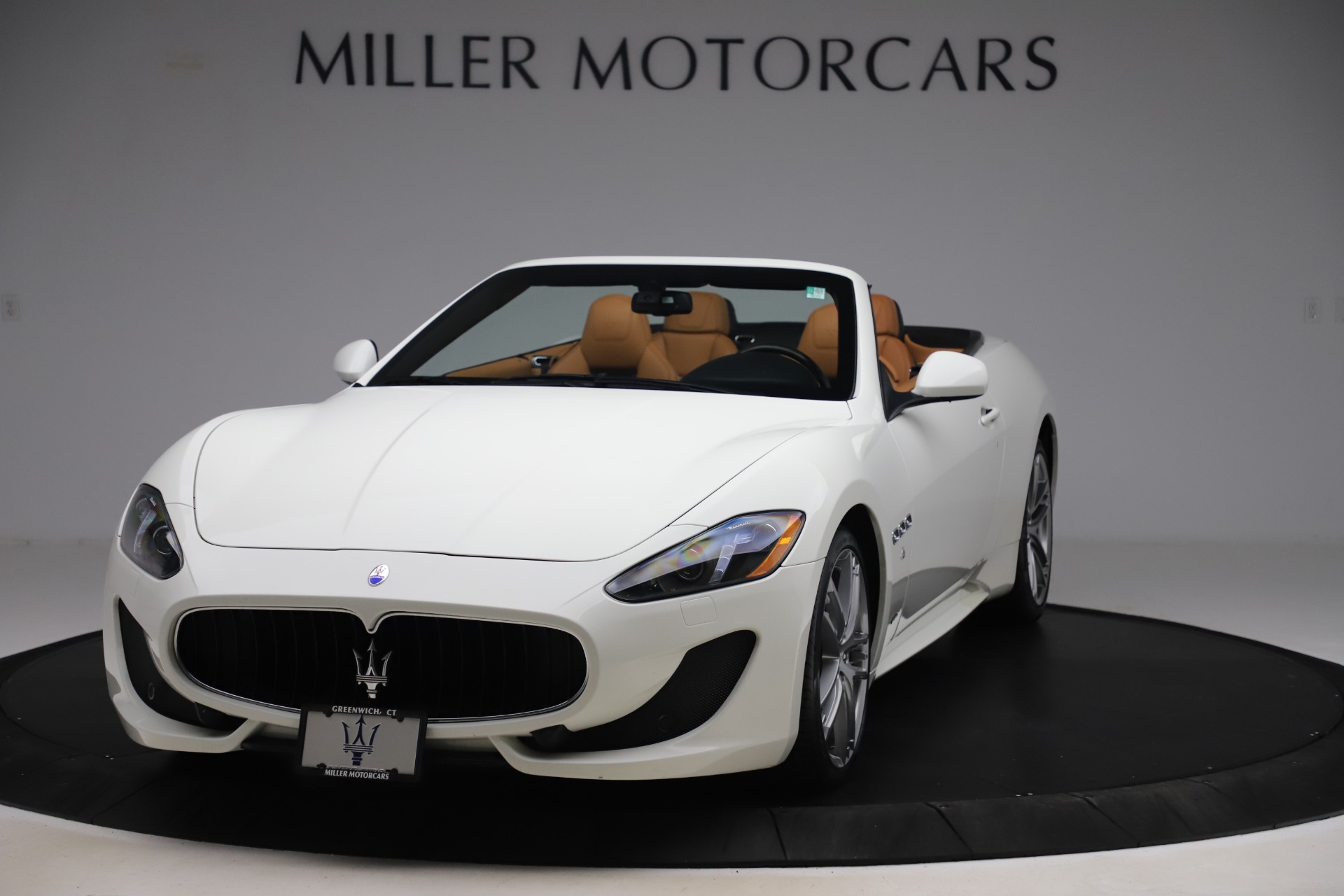 New 2017 Maserati GranTurismo Convertible Sport for sale Sold at Alfa Romeo of Greenwich in Greenwich CT 06830 1