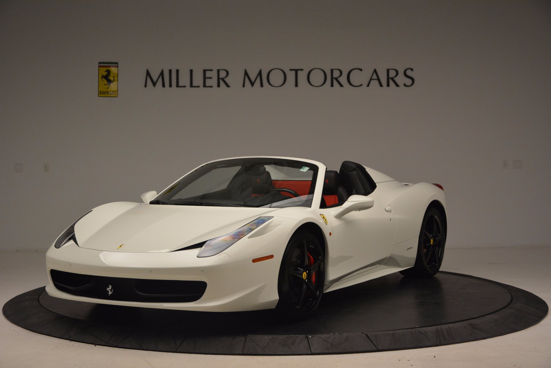 Used 2015 Ferrari 458 Spider for sale Sold at Alfa Romeo of Greenwich in Greenwich CT 06830 1