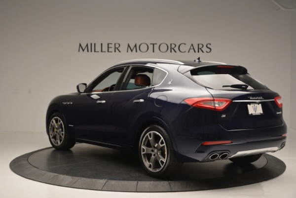 Used 2018 Maserati Levante Q4 GranLusso for sale Sold at Alfa Romeo of Greenwich in Greenwich CT 06830 5