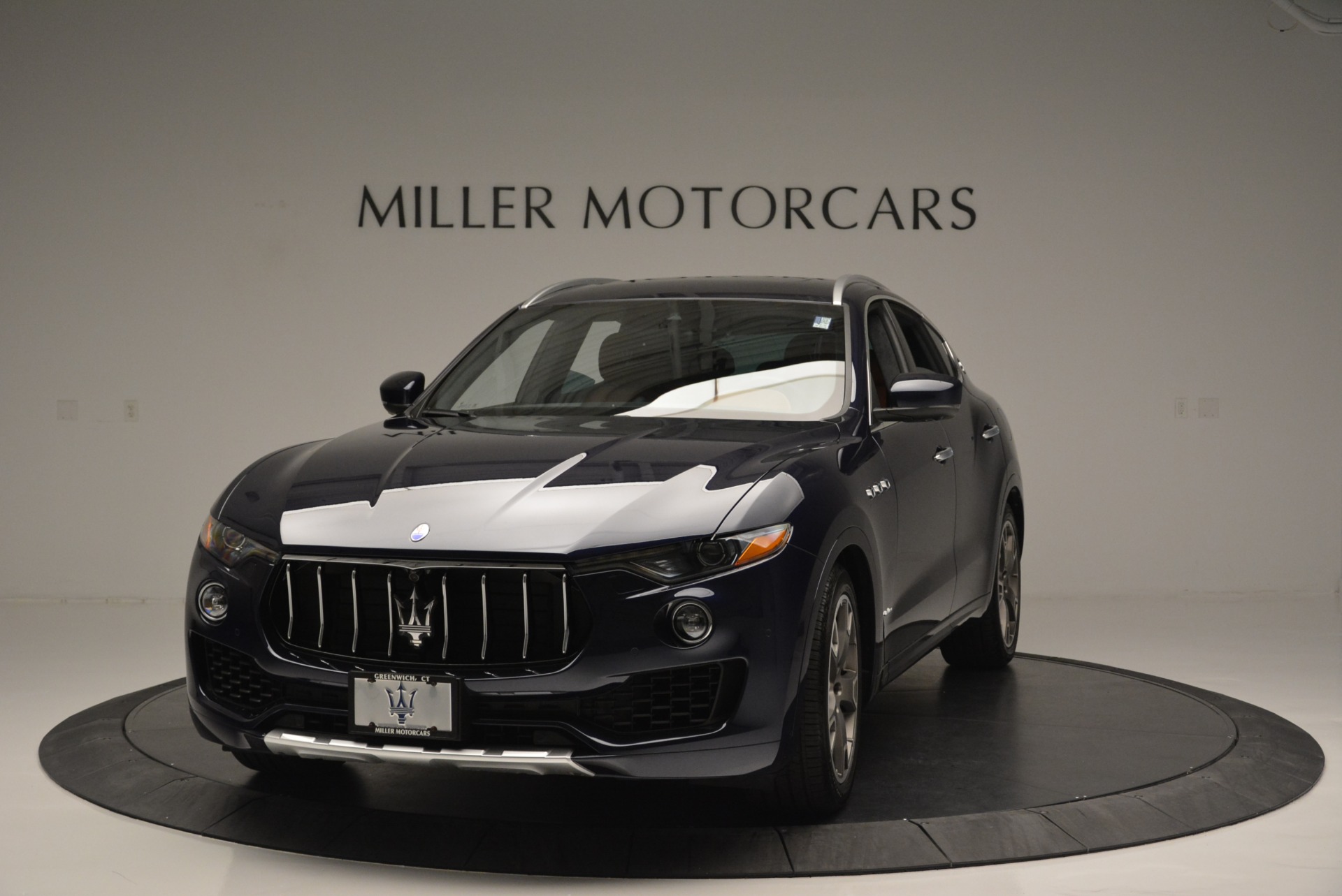 Used 2018 Maserati Levante Q4 GranLusso for sale Sold at Alfa Romeo of Greenwich in Greenwich CT 06830 1