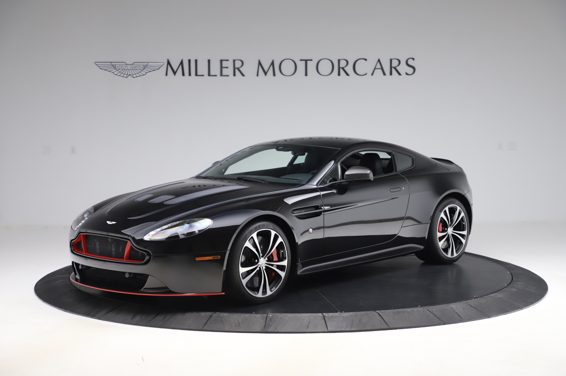 Used 2017 Aston Martin V12 Vantage S Coupe for sale Sold at Alfa Romeo of Greenwich in Greenwich CT 06830 1