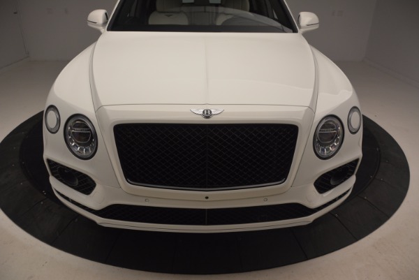 Used 2018 Bentley Bentayga Onyx for sale Sold at Alfa Romeo of Greenwich in Greenwich CT 06830 13