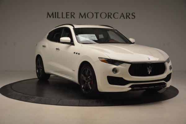 New 2018 Maserati Levante Q4 GranSport for sale Sold at Alfa Romeo of Greenwich in Greenwich CT 06830 11