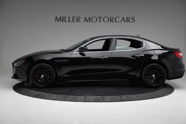 Used 2018 Maserati Ghibli S Q4 Gransport for sale Sold at Alfa Romeo of Greenwich in Greenwich CT 06830 3