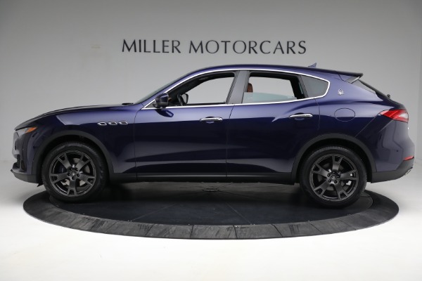 Used 2018 Maserati Levante Q4 for sale Sold at Alfa Romeo of Greenwich in Greenwich CT 06830 3