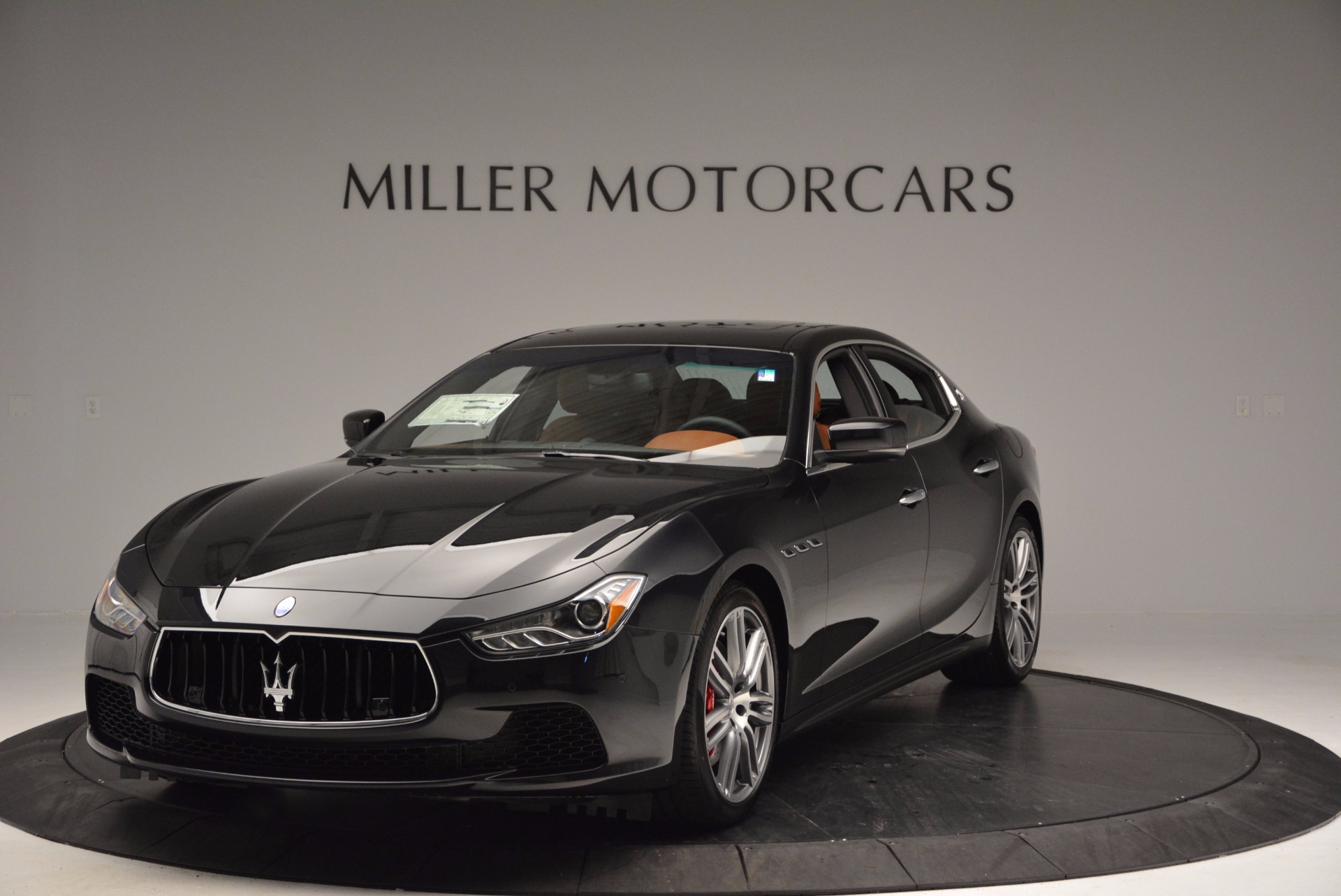 Used 2014 Maserati Ghibli S Q4 for sale Sold at Alfa Romeo of Greenwich in Greenwich CT 06830 1