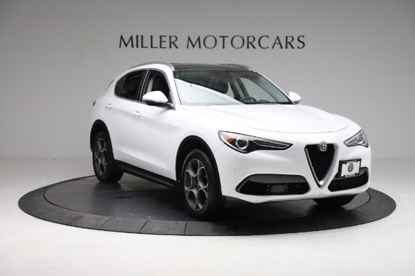 Used 2018 Alfa Romeo Stelvio Q4 for sale Sold at Alfa Romeo of Greenwich in Greenwich CT 06830 12