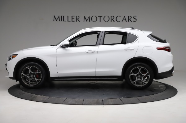 Used 2018 Alfa Romeo Stelvio Q4 for sale Sold at Alfa Romeo of Greenwich in Greenwich CT 06830 3