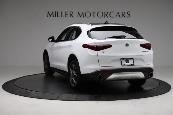 Used 2018 Alfa Romeo Stelvio Q4 for sale Sold at Alfa Romeo of Greenwich in Greenwich CT 06830 6