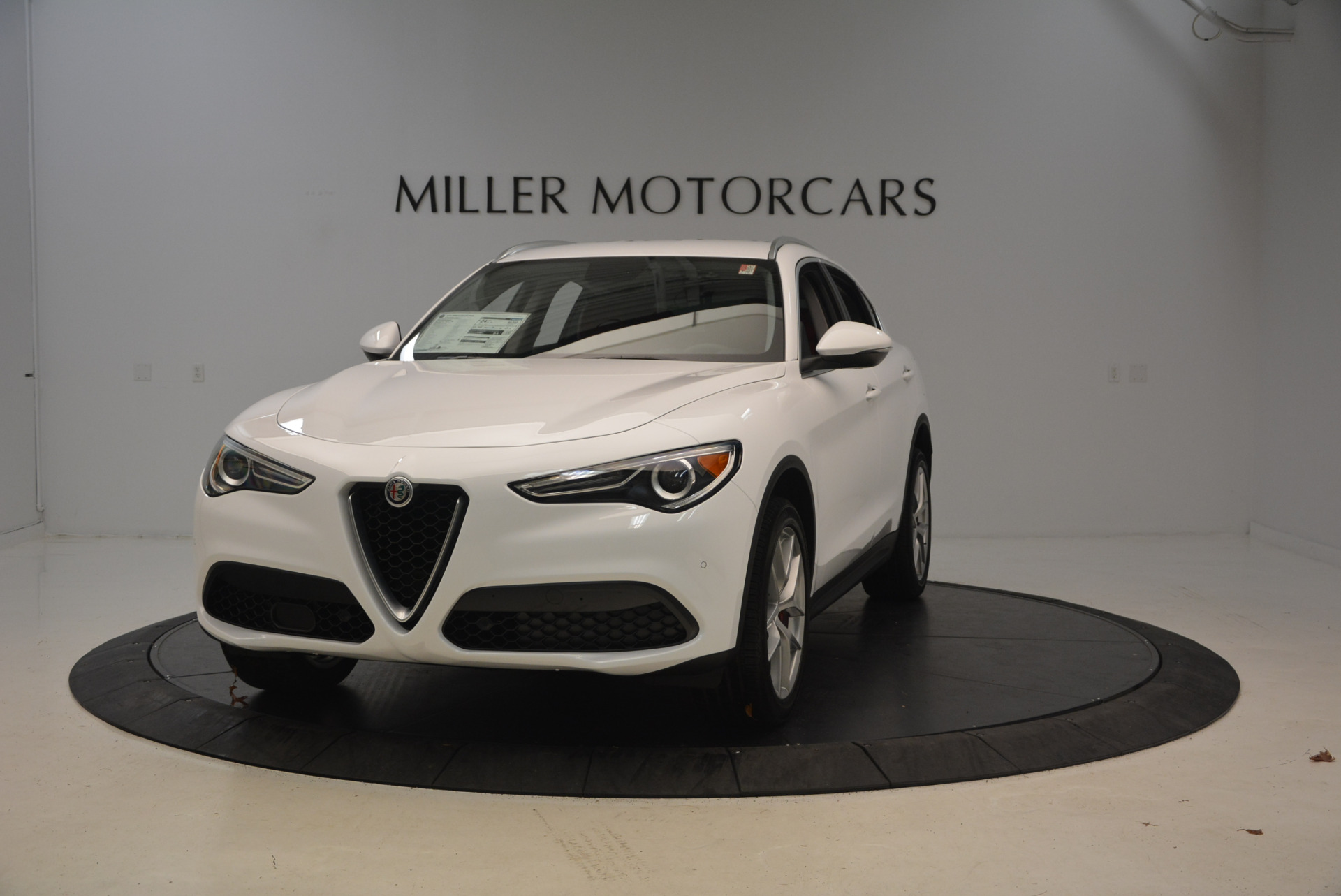 New 2018 Alfa Romeo Stelvio Q4 for sale Sold at Alfa Romeo of Greenwich in Greenwich CT 06830 1