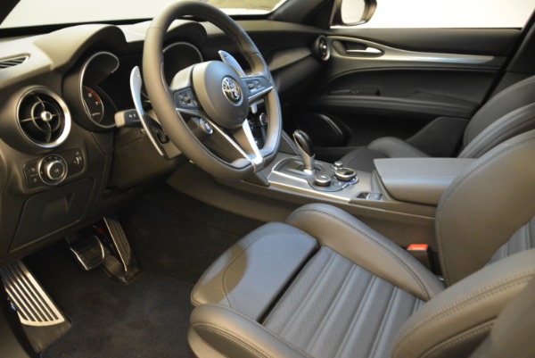 New 2018 Alfa Romeo Stelvio Ti Sport Q4 for sale Sold at Alfa Romeo of Greenwich in Greenwich CT 06830 13