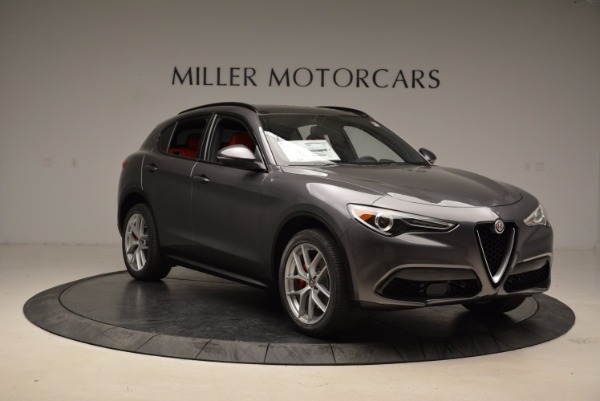 New 2018 Alfa Romeo Stelvio Ti Sport Q4 for sale Sold at Alfa Romeo of Greenwich in Greenwich CT 06830 11