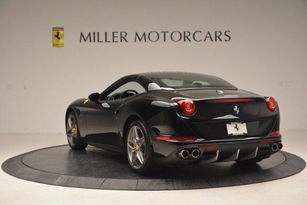 Used 2016 Ferrari California T for sale Sold at Alfa Romeo of Greenwich in Greenwich CT 06830 17