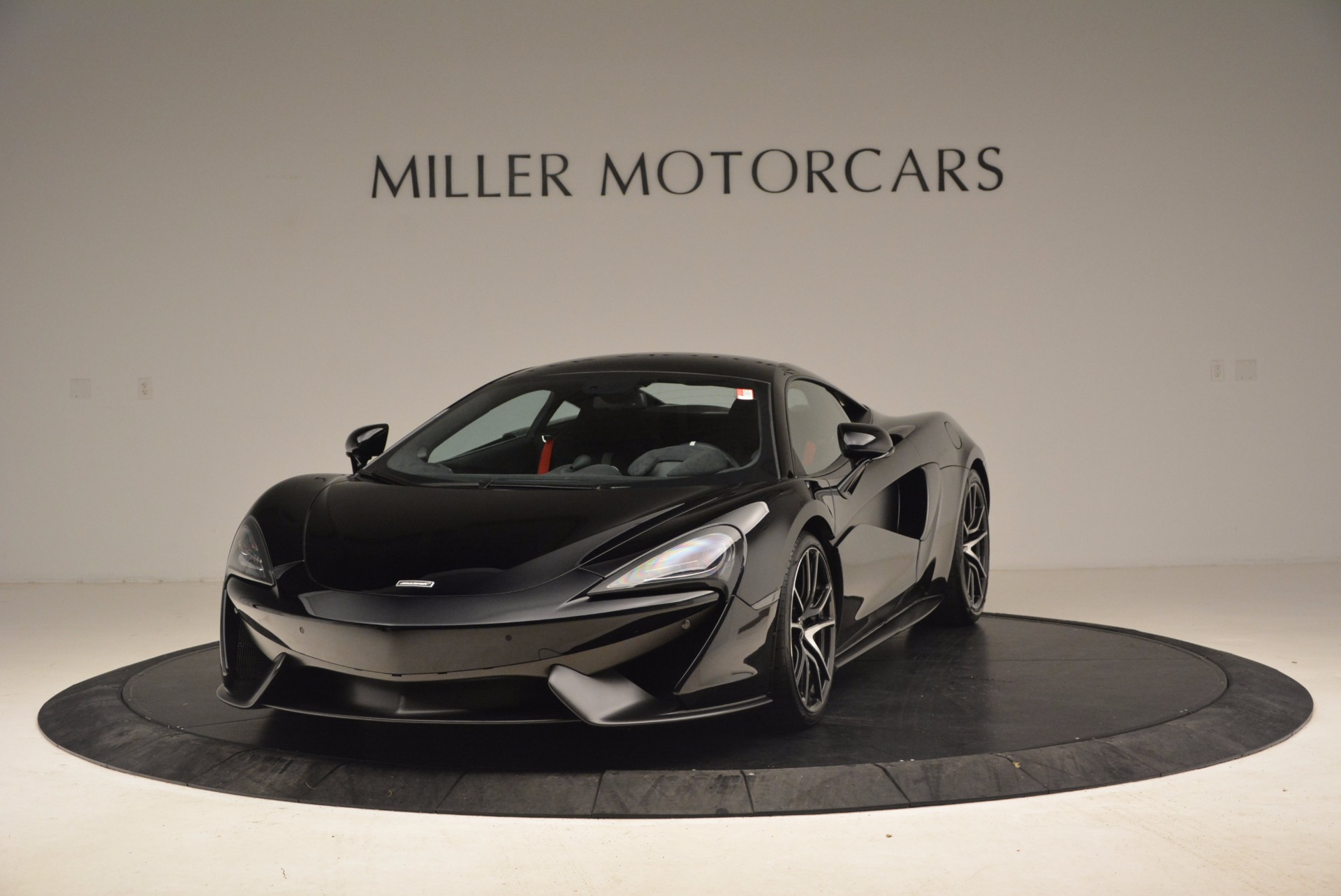 Used 2016 McLaren 570S for sale Sold at Alfa Romeo of Greenwich in Greenwich CT 06830 1