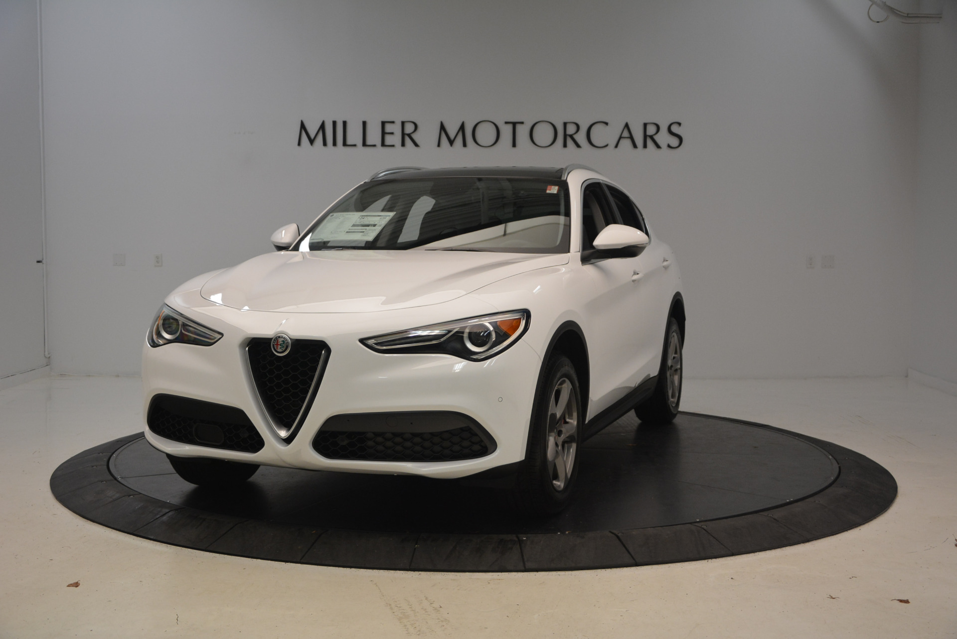 New 2018 Alfa Romeo Stelvio Q4 for sale Sold at Alfa Romeo of Greenwich in Greenwich CT 06830 1