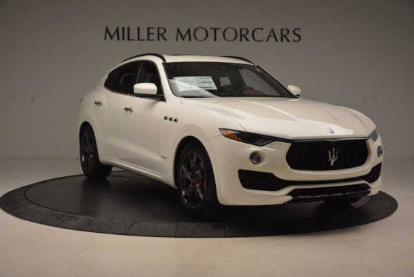 New 2018 Maserati Levante Q4 GranLusso for sale Sold at Alfa Romeo of Greenwich in Greenwich CT 06830 11