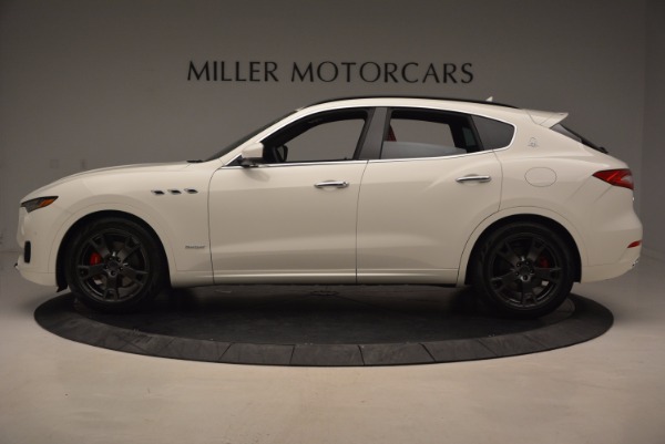 New 2018 Maserati Levante Q4 GranLusso for sale Sold at Alfa Romeo of Greenwich in Greenwich CT 06830 3