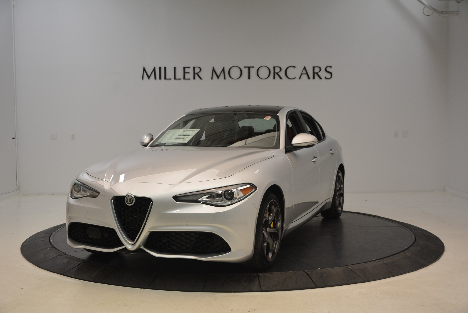 New 2018 Alfa Romeo Giulia Ti Sport Q4 for sale Sold at Alfa Romeo of Greenwich in Greenwich CT 06830 1