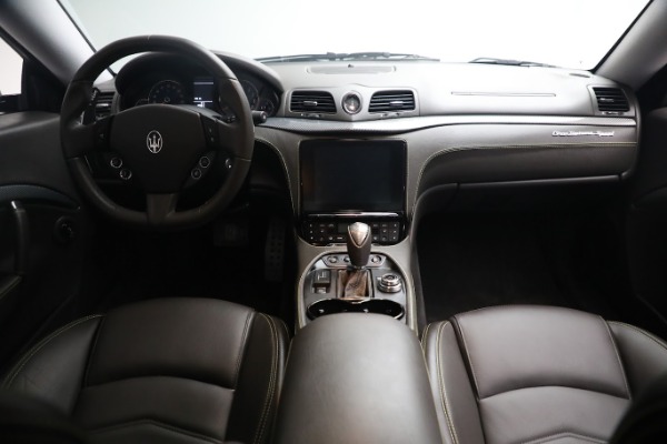 Used 2018 Maserati GranTurismo Sport for sale $86,900 at Alfa Romeo of Greenwich in Greenwich CT 06830 17