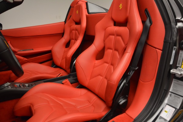 Used 2014 Ferrari 458 Spider for sale Sold at Alfa Romeo of Greenwich in Greenwich CT 06830 27
