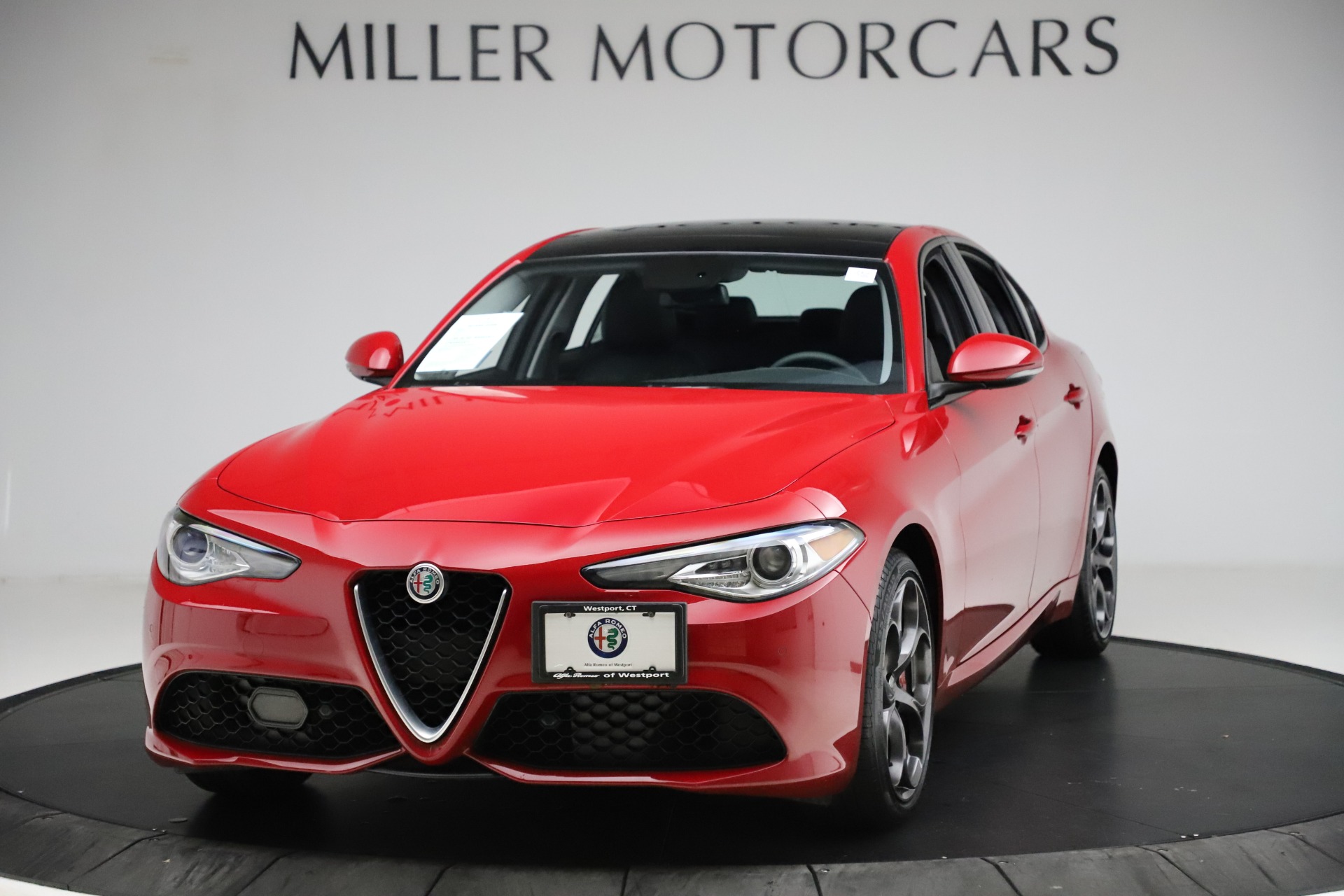 Used 2018 Alfa Romeo Giulia Ti Sport Q4 for sale Sold at Alfa Romeo of Greenwich in Greenwich CT 06830 1