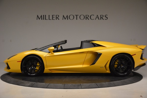 Used 2015 Lamborghini Aventador LP 700-4 Roadster for sale Sold at Alfa Romeo of Greenwich in Greenwich CT 06830 3