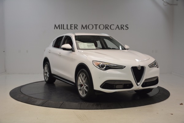 New 2018 Alfa Romeo Stelvio Ti Sport Q4 for sale Sold at Alfa Romeo of Greenwich in Greenwich CT 06830 11