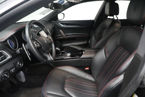 Used 2018 Maserati Ghibli S Q4 for sale $37,900 at Alfa Romeo of Greenwich in Greenwich CT 06830 14