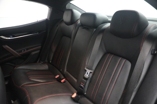 Used 2018 Maserati Ghibli S Q4 for sale $37,900 at Alfa Romeo of Greenwich in Greenwich CT 06830 20