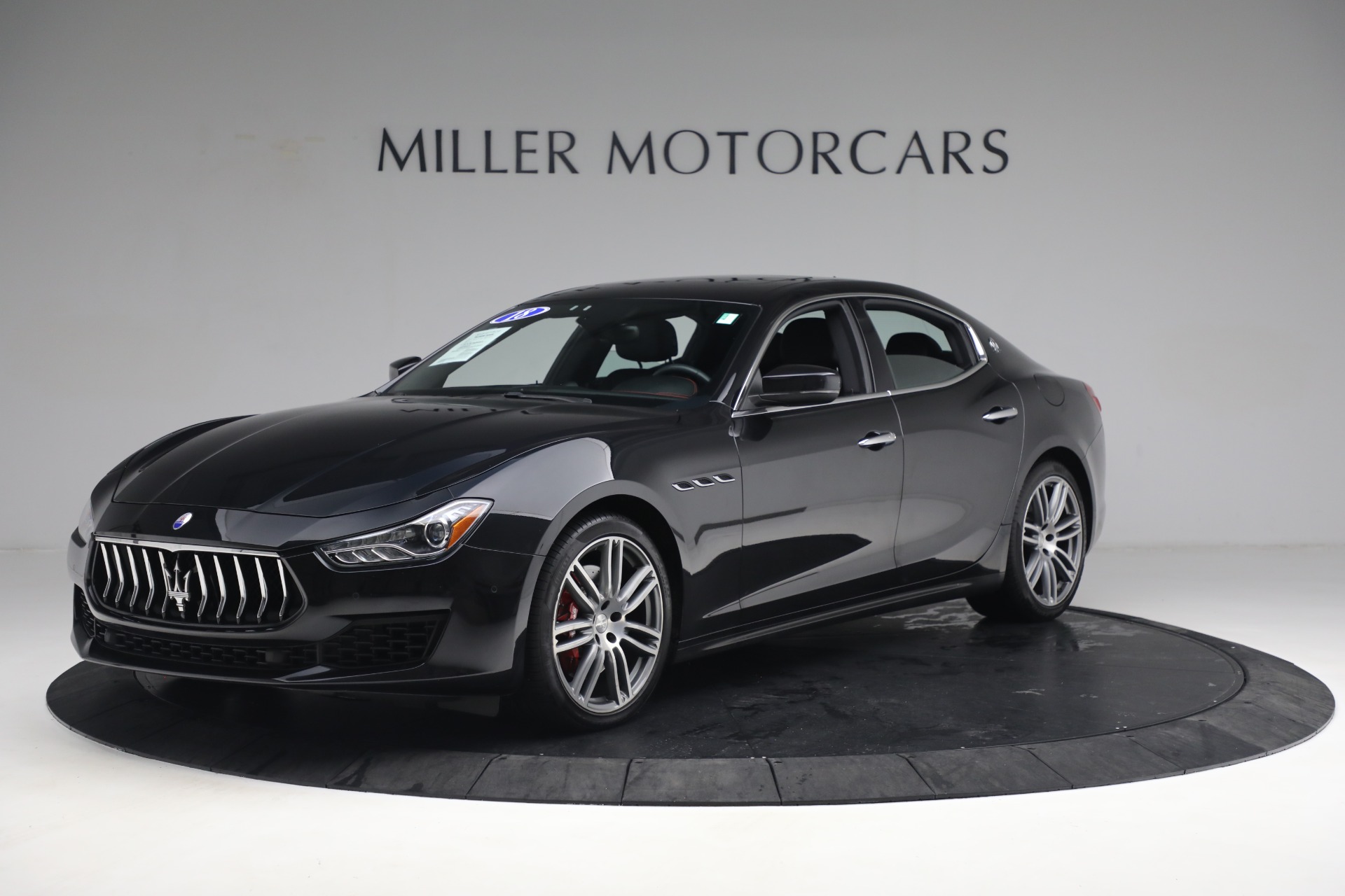 Used 2018 Maserati Ghibli S Q4 for sale Sold at Alfa Romeo of Greenwich in Greenwich CT 06830 1