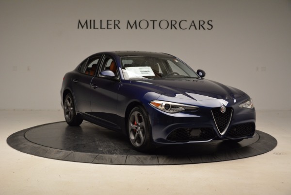 New 2018 Alfa Romeo Giulia Sport Q4 for sale Sold at Alfa Romeo of Greenwich in Greenwich CT 06830 11