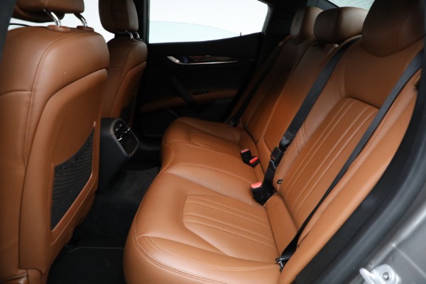 New 2018 Maserati Ghibli S Q4 for sale Sold at Alfa Romeo of Greenwich in Greenwich CT 06830 17