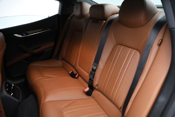 New 2018 Maserati Ghibli S Q4 for sale Sold at Alfa Romeo of Greenwich in Greenwich CT 06830 18