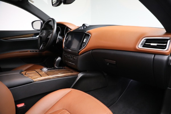 New 2018 Maserati Ghibli S Q4 for sale Sold at Alfa Romeo of Greenwich in Greenwich CT 06830 19