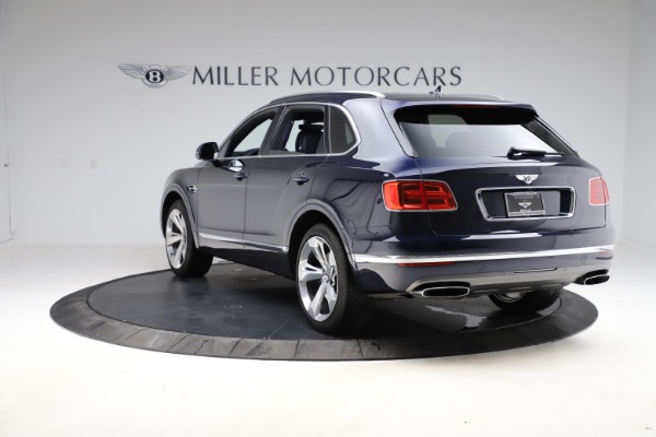 Used 2018 Bentley Bentayga W12 Signature for sale Sold at Alfa Romeo of Greenwich in Greenwich CT 06830 6