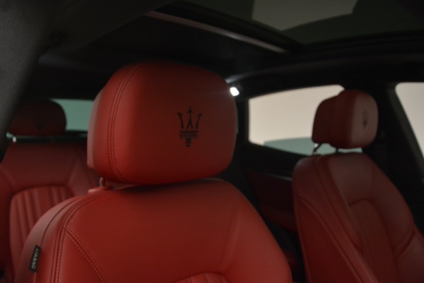 New 2018 Maserati Levante Q4 GranLusso for sale Sold at Alfa Romeo of Greenwich in Greenwich CT 06830 22