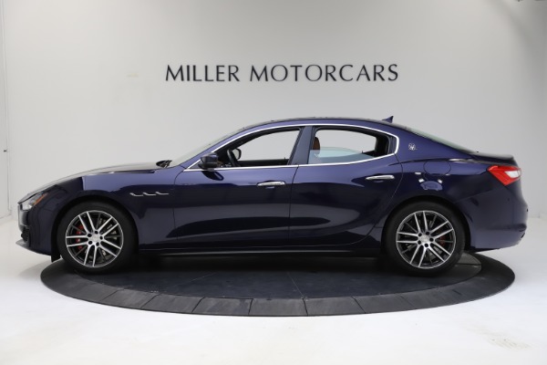 Used 2018 Maserati Ghibli S Q4 for sale Sold at Alfa Romeo of Greenwich in Greenwich CT 06830 3