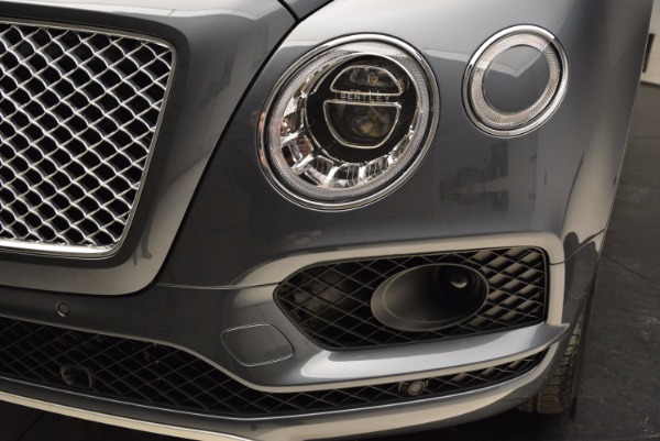 Used 2018 Bentley Bentayga W12 Signature for sale Sold at Alfa Romeo of Greenwich in Greenwich CT 06830 14