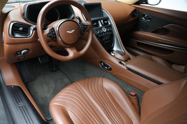 Used 2018 Aston Martin DB11 V12 for sale $127,900 at Alfa Romeo of Greenwich in Greenwich CT 06830 13