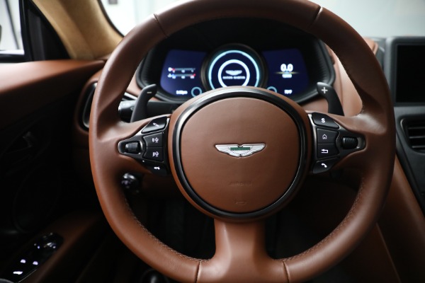 Used 2018 Aston Martin DB11 V12 for sale $127,900 at Alfa Romeo of Greenwich in Greenwich CT 06830 18