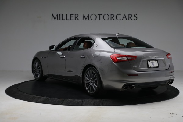 Used 2018 Maserati Ghibli S Q4 for sale Sold at Alfa Romeo of Greenwich in Greenwich CT 06830 5