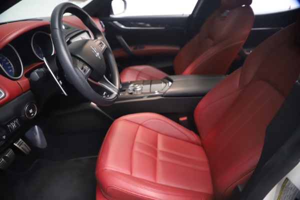 Used 2018 Maserati Ghibli S Q4 GranSport for sale Sold at Alfa Romeo of Greenwich in Greenwich CT 06830 14