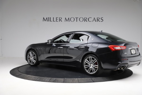 Used 2018 Maserati Ghibli S Q4 Gransport for sale Sold at Alfa Romeo of Greenwich in Greenwich CT 06830 4